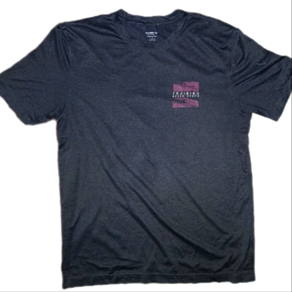 Mens Old Navy Active Dark Grey Tshirt Size Small,"training Never Stops".
